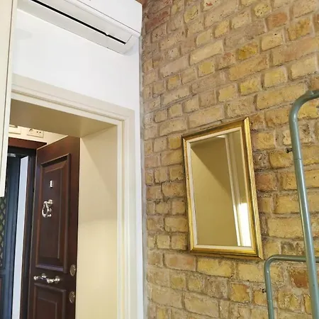 Ottobalat Lägenhet *