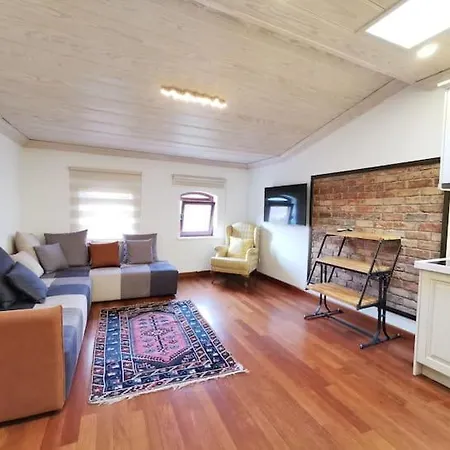 Apartment Ottobalat