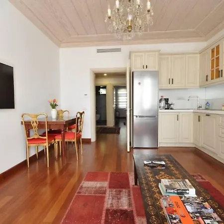 Ottobalat Apartament *
