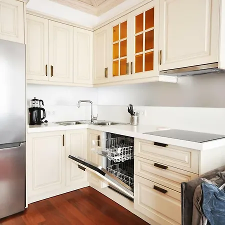 Ottobalat Apartment *
